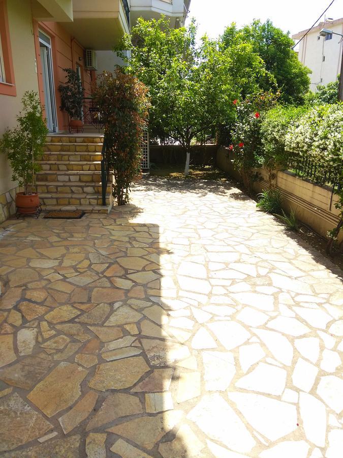 Bed and Breakfast Limonchello Kalamata Exterior foto